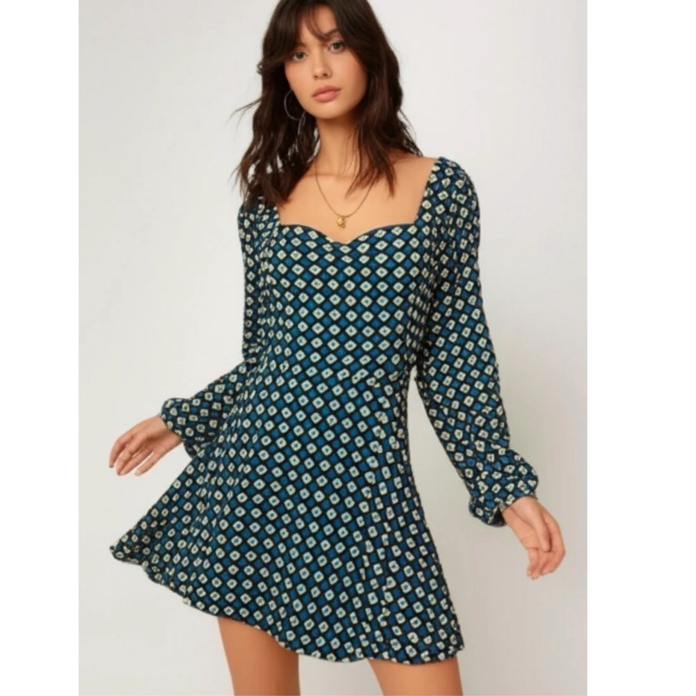 New BAND OF THE FREE Genevieve Autumn Teal Diamond Long Sleeve Mini Dress